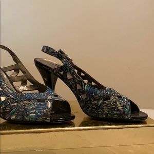 Bandolino Heels with Blue, gray and teal pattern.